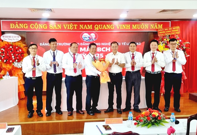 Đại hội Đảng bộ Trường Cao đẳng Công nghệ quốc tế Lilama 2 lần thứ V, nhiệm kỳ 2025-2030 